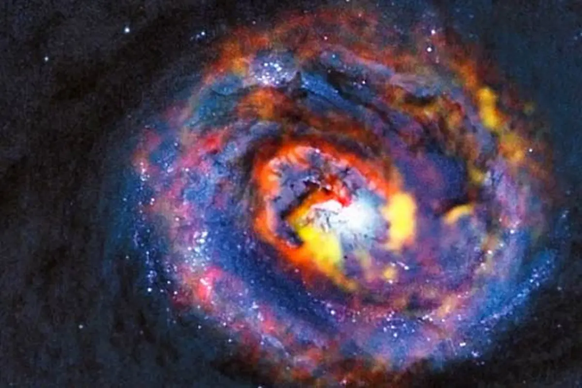 blackhole-131017b.jpg