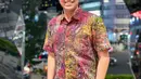 Saat diundang di berbagai acara pun, Jerome Polin juga kerap menggunakan batik. Cowok yang bercita-cita sebagai menteri pendidikan ini menunjukkan kebanggaannya terhadap budaya Indonesia. (Liputan6.com/IG/@jeromepolin)