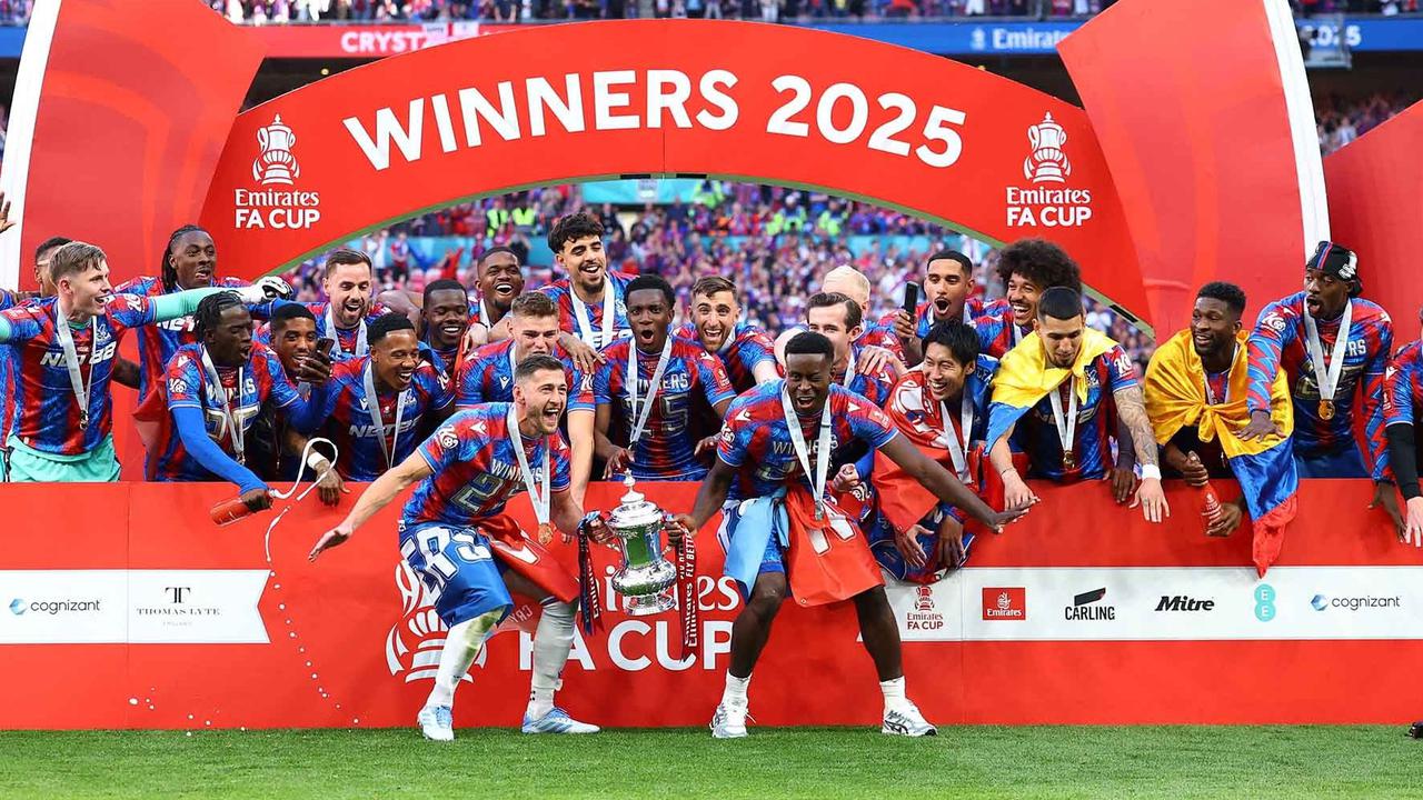 FOTO: Kalahkan Manchester City,  Pertama Kali Crystal Palace Juara FA Cup