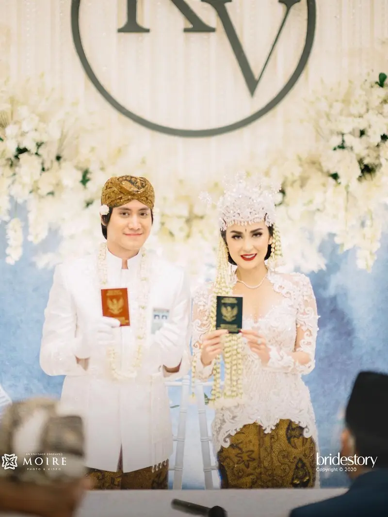 [Fimela] Kevin Aprilio dan Vicy Melanie