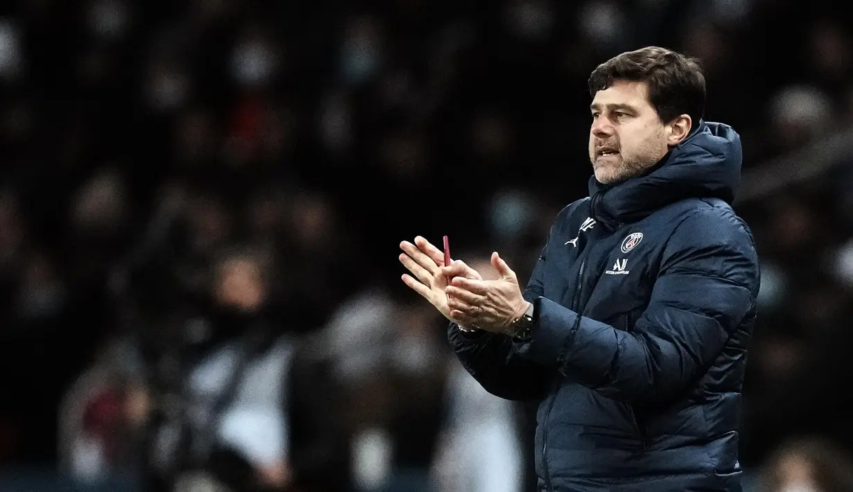 Di sisi lain, Nice juga mampu memberikan perlawanan lewat serangan balik. Namun, lini belakang pasukan Mauricio Pochettino juga tampil disiplin sehingga kedua tim gagal mencetak gol di laga tersebut. (AP/Thibault Camus)