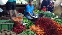 Harga Tomat Perlahan Turun di Pasar Pondok Gede