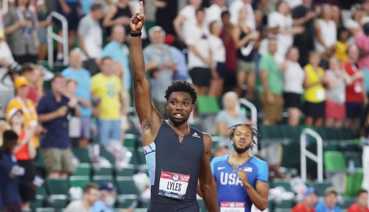 Noah Lyles merupakan sprinter muda Amerika Serikat yang baru tampil di Olimpiade pada tahun ini. Sebelumnya ia merupakan peraih medali emas nomor 200 meter dan 4x100 meter putra di Kejuaraan Dunia Atletik tahun 2019. (Foto: Getty Images via AFP/Andy Lyons)