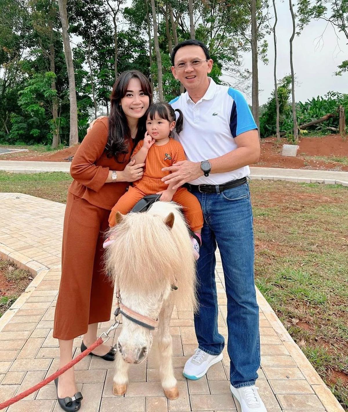 Perbedaan Usia Tak Jadi Masalah