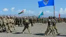 Sekitar 1.500 prajurit dari Kyrgyzstan, Belarus, Kazakhstan, Rusia, dan Tajikistan ikut serta dalam latihan militer bersama ini. (AP Photo/Vladimir Voronin)