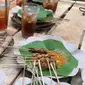 Sate Bulayak, Kuliner Pedas Khas Lombok yang Wajib Dicicipi. Foto: Instagram @satebulayakmakaton.