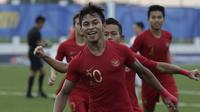 Striker Timnas Indonesia U-22, Osvaldo Haay, merayakan gol yang dicetaknya ke gawang Laos U-22 pada laga SEA Games 2019 di Stadion City of Imus Grandstand, Manila, Kamis (5/12). Indonesia menang 4-0 atas Laos. (Bola.com/M Iqbal Ichsan)