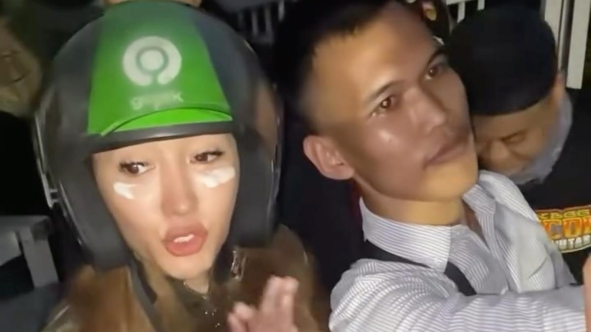 5 Pesan Lucinta Luna Setelah Ikut Demo Jakarta Pakai Helm Ojol: Bangkitkan Sila Kelima Pancasila!