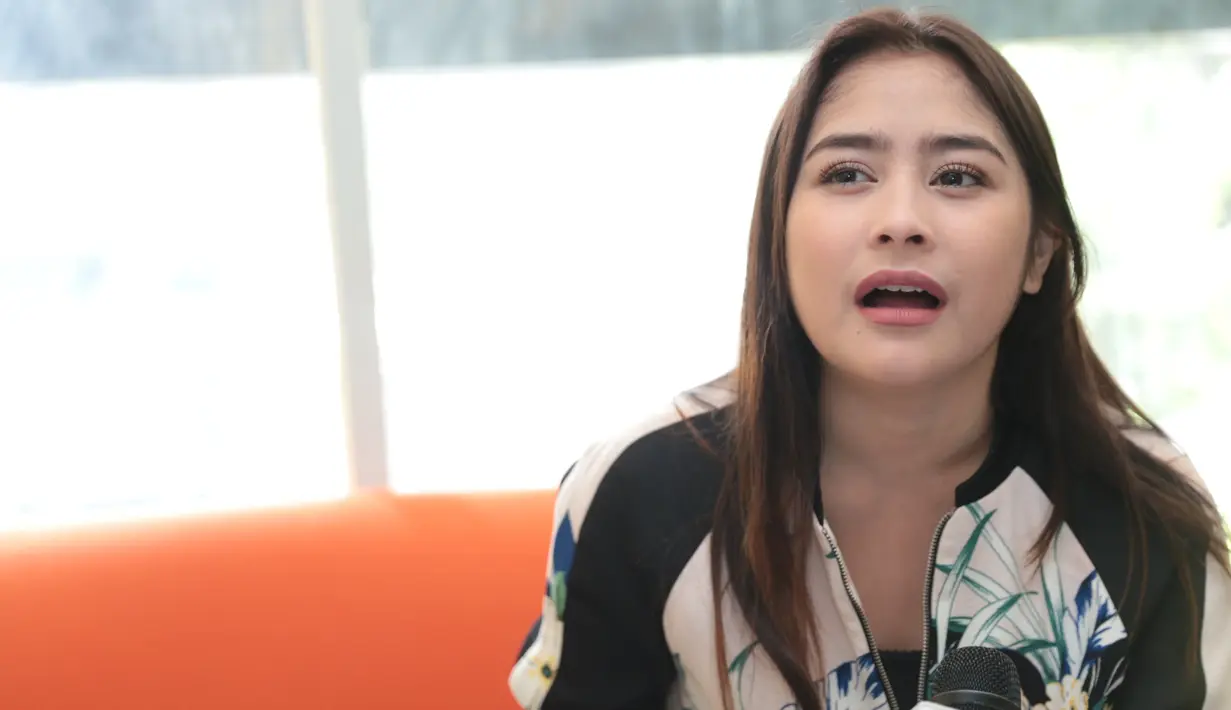 Nurul merupakan salah satu Prillvers yang selama ini selalu memberikan semangat dan mendukung dalam perjalanan kariernya. (Adrian Putra/Bintang.com)