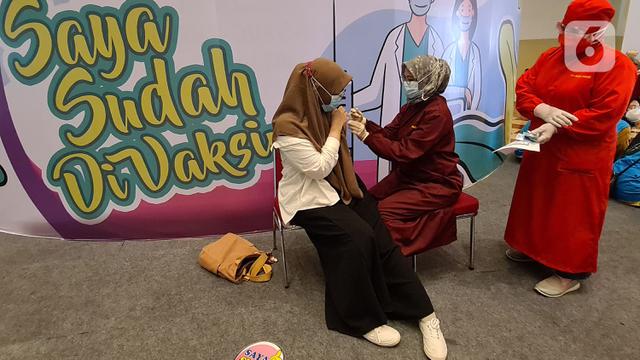 Vaksin Bagi Guru Jelang Belajar Tatap Muka Terbatas