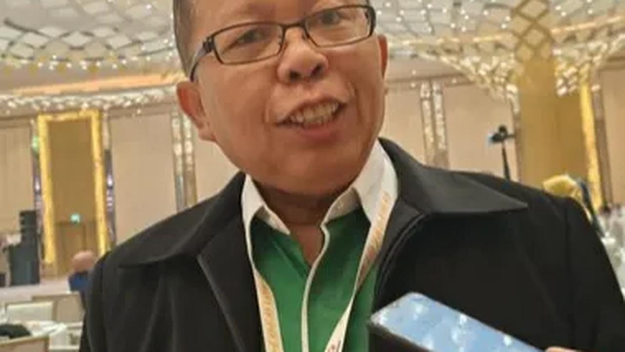 Sementara, dalam konstitusi yang berlaku saat ini, pemimpin negara seperti Presiden dan Wakil Presiden dibatasi masa jabatannya selama lima tahun dalam satu periode, dan bisa menjabat sebanyak dua periode.