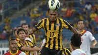 Amri Yahyah jadi salah satu kandidat kapten timnas Malaysia menggantikan Safiq Rahim yang pensiun dini. (AFP/Mohd. Rasfan)