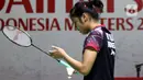 Pebulu tangkis tunggal putri Indonesia Gregoria Mariska Tunjung saat melawan Pusarla V. Sindhu (India) pada Babak 16 Besar Indonesia Masters 2022 di Istora Senayan, Jakarta, Kamis (9/6/2022). Gregoria Mariska kalah dengan skor 21-23, 22-20 dan 11-21. (Liputan6.com/Helmi Fithriansyah)