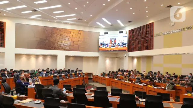 Menkeu dan BI Raker Dengan Banggar DPR