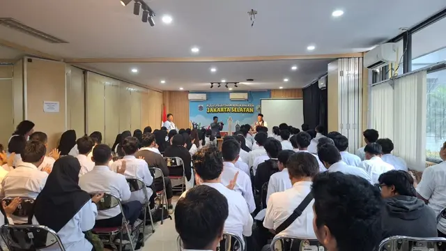 Mobile Training Unit Permudah Warga Dapat Kerja hingga Wirausaha