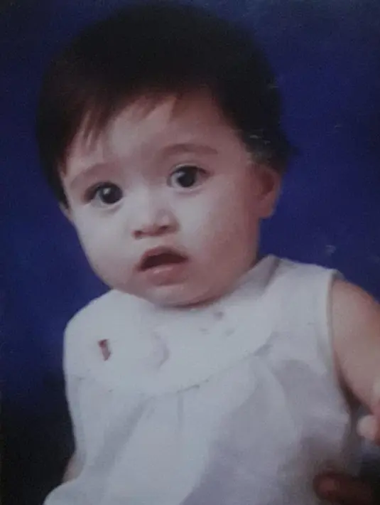 [Instagram/nathalieholscher]