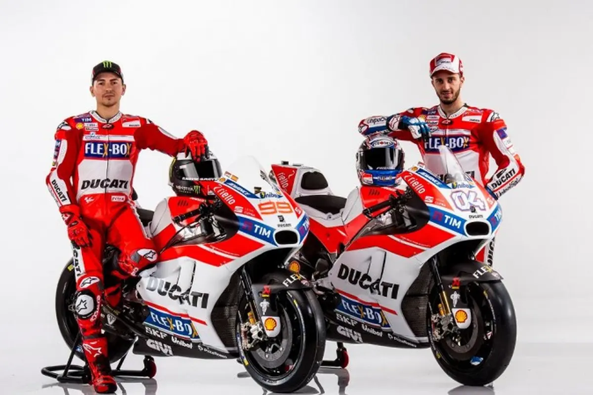 Jorge Lorenzo bersama Andrea Dovizioso