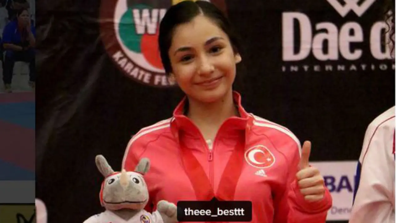Si cantik Duygu Yemenici tampil memukau di World Karate Championship WKF Junior, Cadet and U21