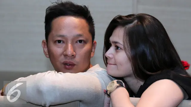 Ringgo Agus Rahman dan Sabai Morscheck