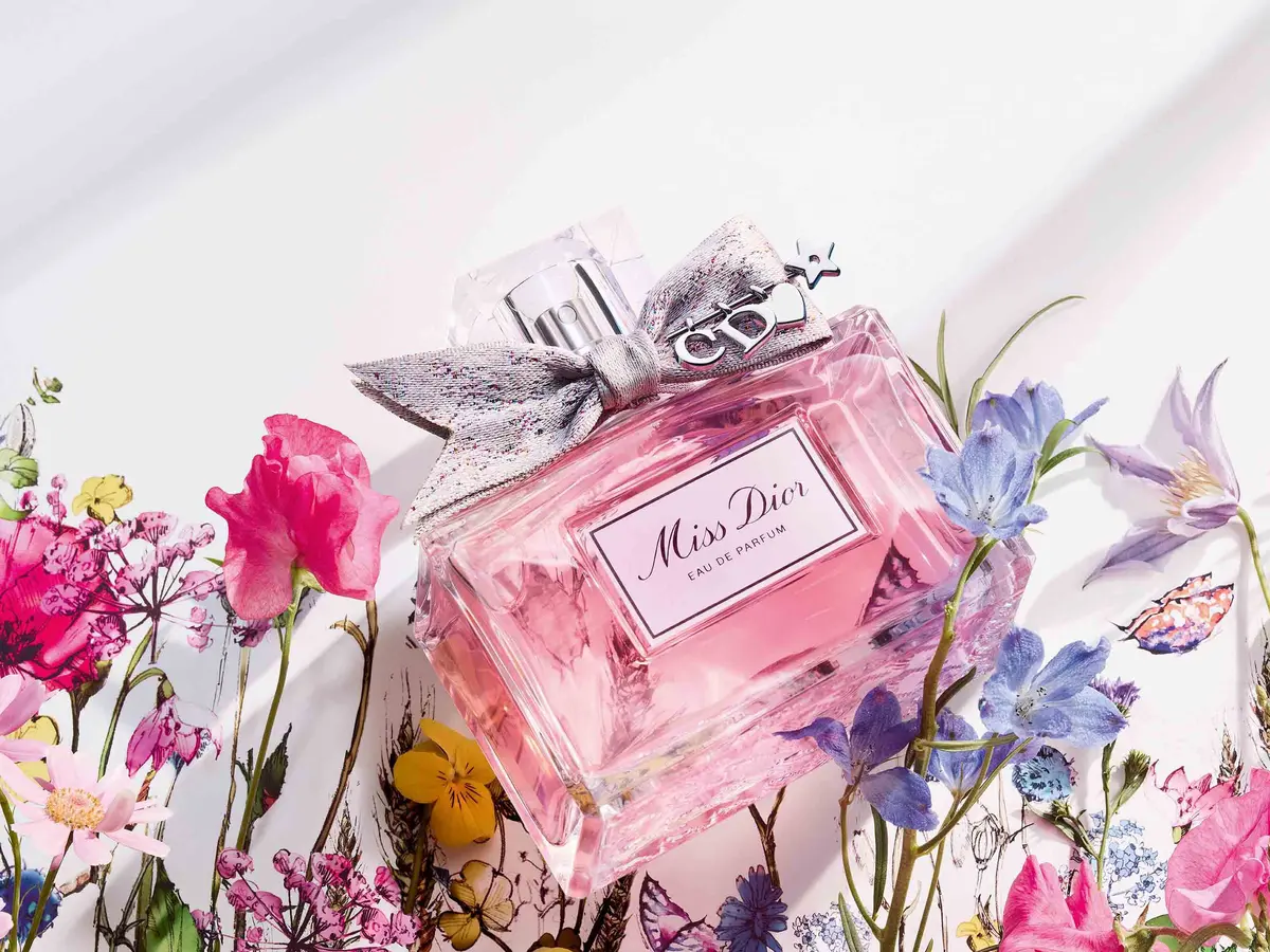 Parfum christian dior yang enak hotsell