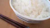 Apakah nasi putih atau nasi merah membuat Anda gemuk?