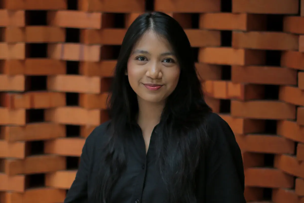 wanita mei zodiak yang mandiri