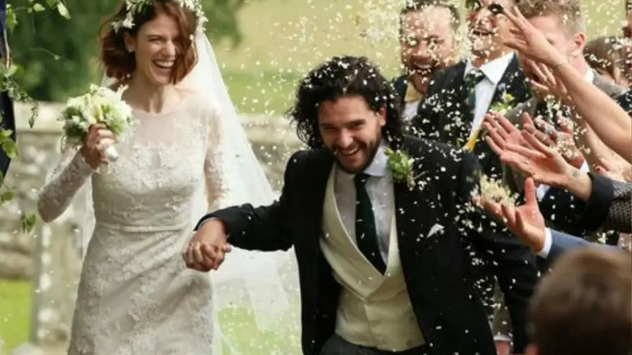[Bintang] Rose Leslie - Kit Harington