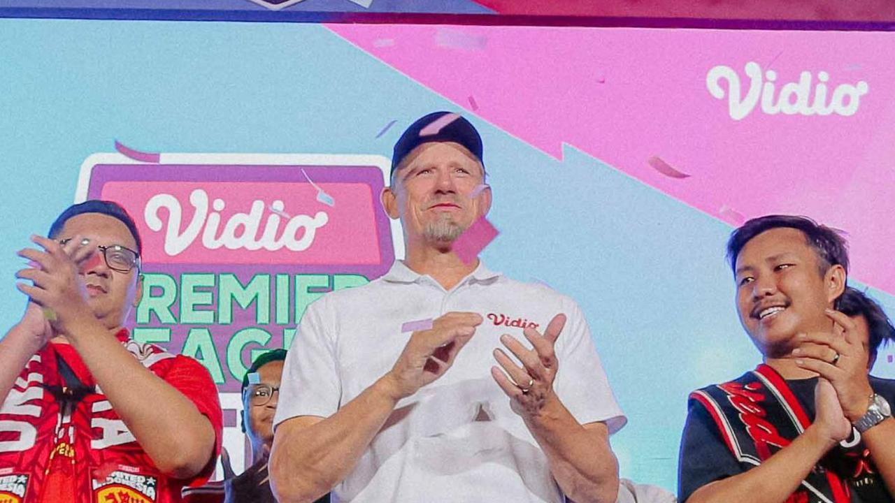 FOTO: Kiper Legendaris Manchester United, Peter Schmeichel Menyapa Fans di Vidio Premier League Festival