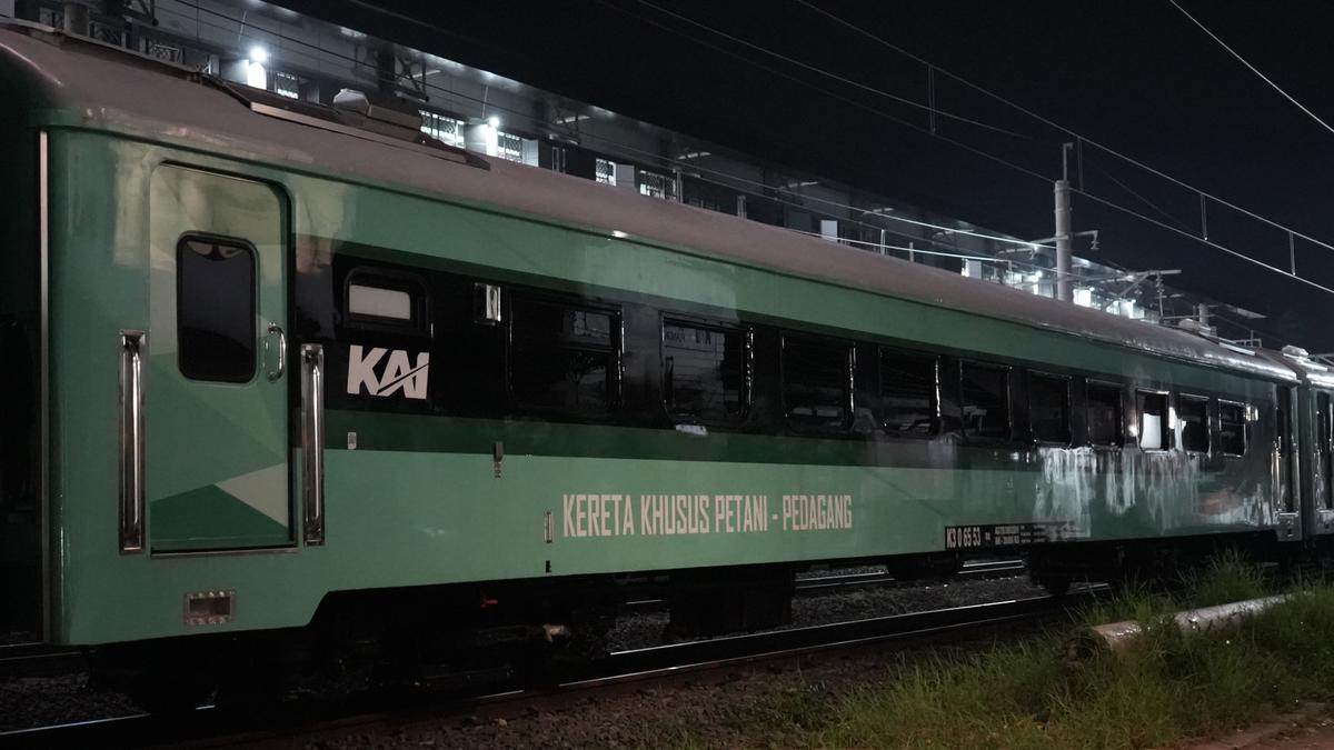 Kereta Petani dan Pedagang Disambut Antusias, Didominasi Hasil Pertanian dan Kerajinan