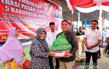 Ratusan Warga Padati Operasi Pasar Jelang Lebaran Aceh Barat, Harga Kebutuhan Pokok Terjangkau