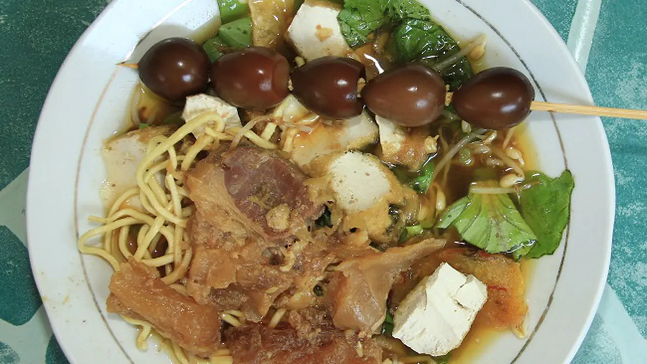 Tahu Campur
