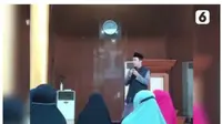 Ustaz Abu Syahid Chaniago diserang saat berceramah di Masjid Baitusyakur, Batuampar, Batam. (Liputan6.com/Istimewa)