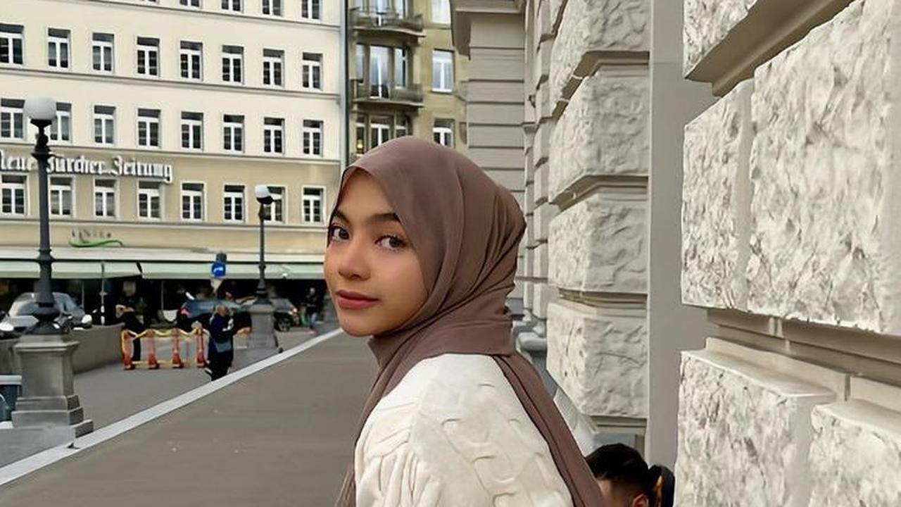 Klarifikasi Oklin Fia yang Diisukan sebagai Orang Ketiga Pasangan Ria Ricis dan Tengku Ryan