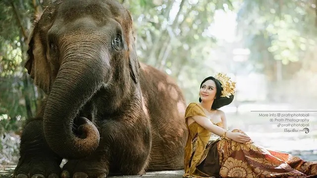 Bikin Pangling, Ini 6 Potret Denise Chariesta Pakai Baju Adat Bali