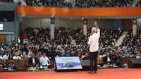 Bakal Calon Presiden (Bacapres) Ganjar Pranowo mengisi kuliah kebangsaan &lsquo;Kreativitas dan Produktvitas Generasi Muda Untuk Indonesia Emas 2045&rsquo; di Universitas Negeri Malang (UNM), Malang, Jawa Timur (Jatim), Senin (16/10/2023) (Istimewa)