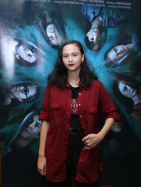 Alasan perempuan berusia 25 tahun ini tidak ingin bermain film horor lantaran takut suaranya hilang karena harus banyak menguras energi untuk mendalami karakternya. (Daniel Kampua/Fimela.com)