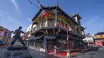 Suasana kawasan Chinatown atau Pecinan yang sepi aktivitas di Los Angeles, California (13/2/2020). Kawasan Pecinan di Los Angeles dihindari wisatawan di tengah merebaknya virus corona COVID-19. Terlebih setelah 15 kasus virus corona dikonfirmasi di Amerika Serikat. (AFP/Mark Ralston)