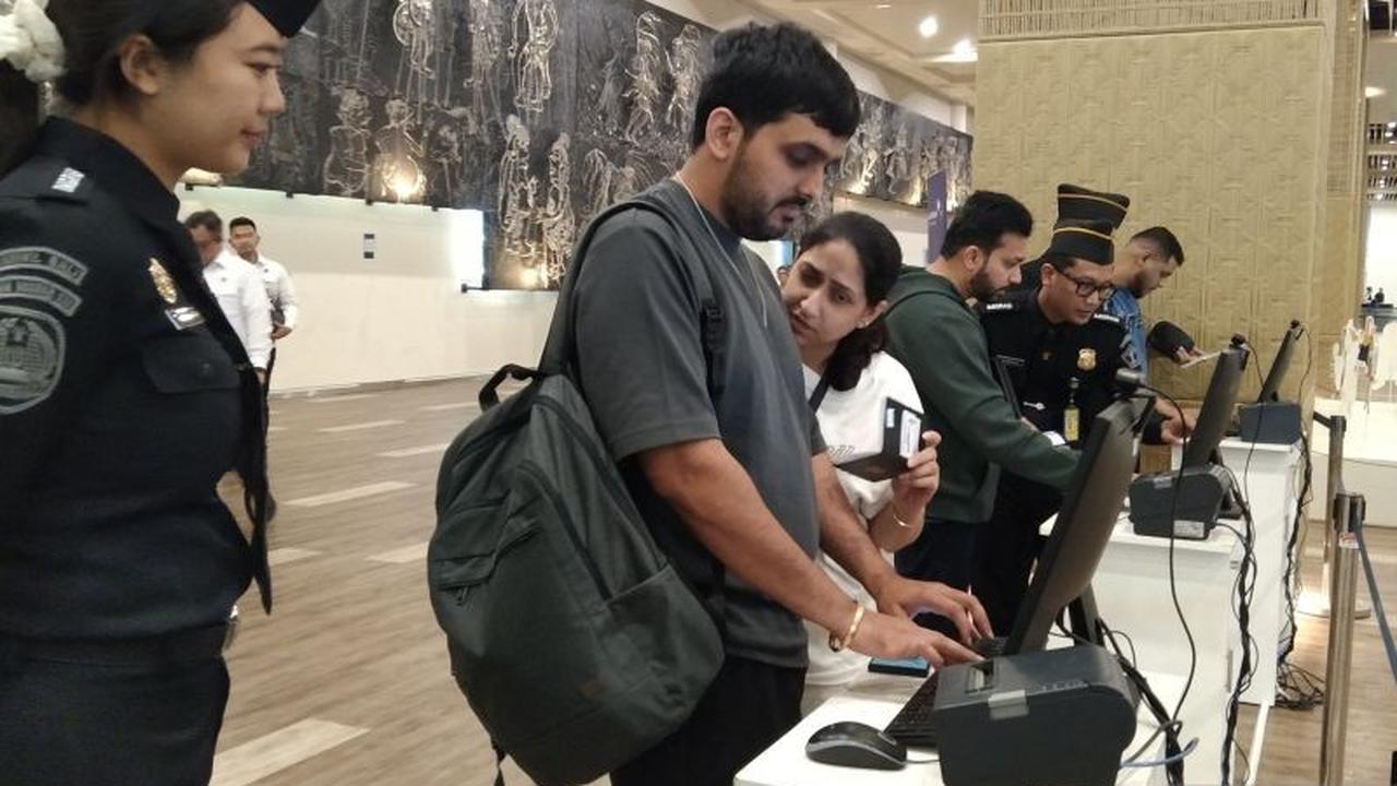 Bukan Hanya untuk Turis! Penumpang Internasional Wajib Isi Aplikasi All Indonesia Mulai 1 September