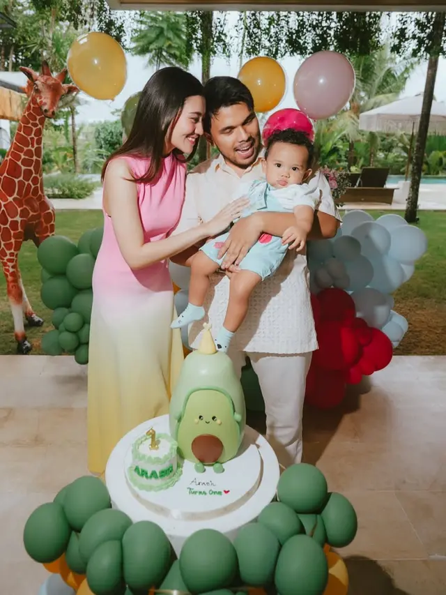 Aaliyah Massaid Rayakan Ulang Tahun Pertama Arash di Bali. [@aaliyah.massaid]