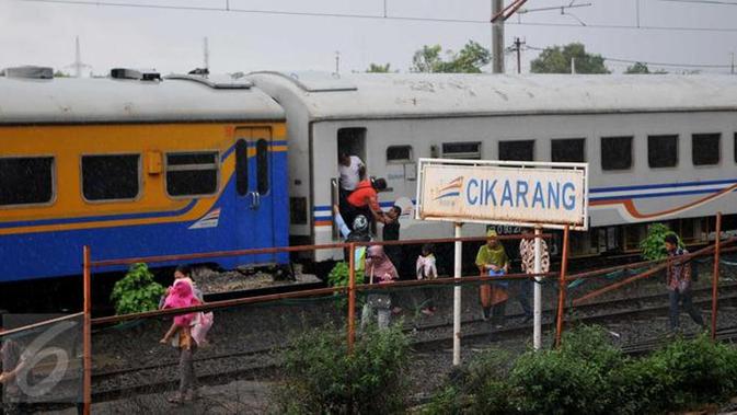 Yeay KRL Bekasi Timur dan Cikarang Kota Telah Resmi 