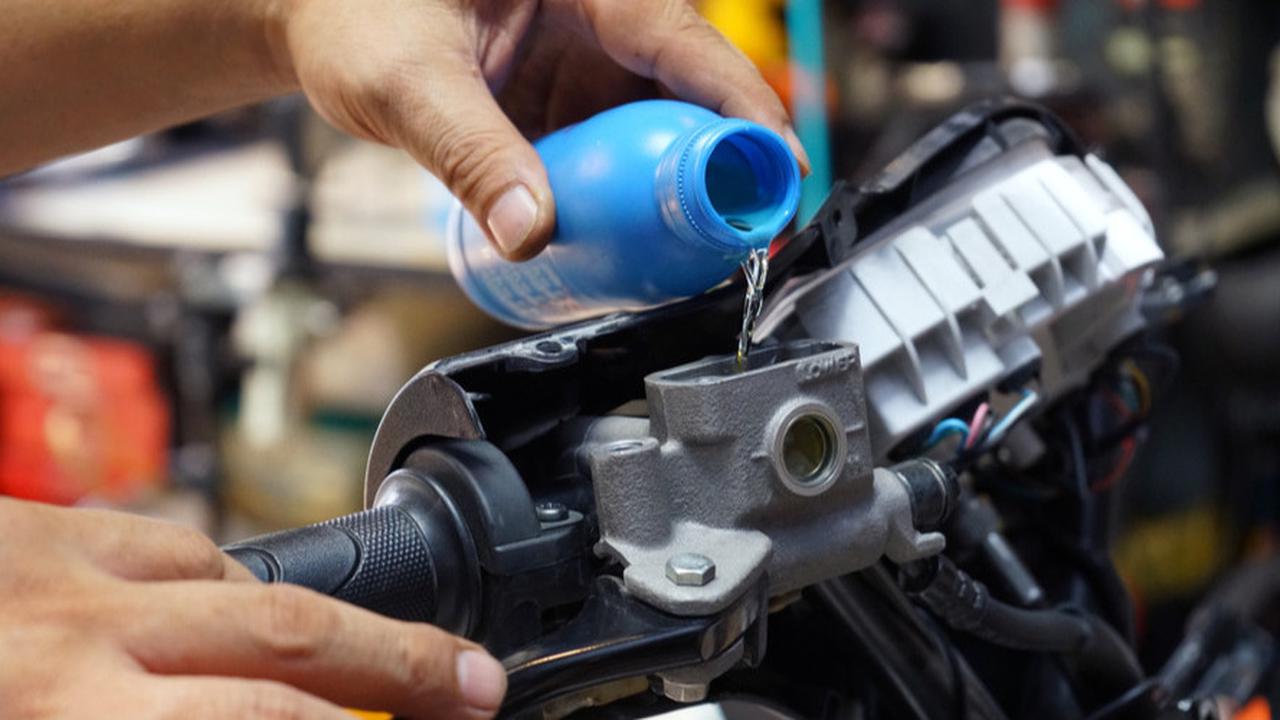 Fungsi Vital Minyak Rem Motor, Keselamatan Jiwa jadi Taruhan