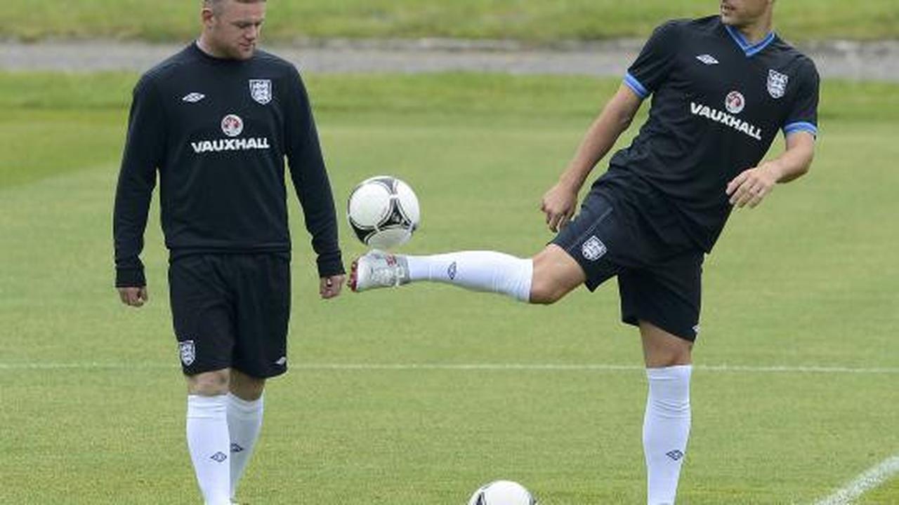 Latihan Inggris jelang lawan Italia