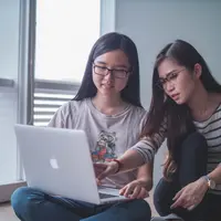 Ilustrasi petisi online untuk #JusticeForAudrey (Unsplash.com)