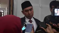 Wali Kota Malang non aktif M Anton ditetapkan sebagai tersangka dugaan suap pembahasan APBD-P Kota Malang tahun 2015 (Liputan6.com/Zainul Arifin)