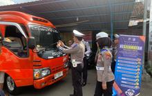 Polres Blitar Gencarkan Edukasi Keselamatan Lalu Lintas dalam Operasi Keselamatan Semeru 2026