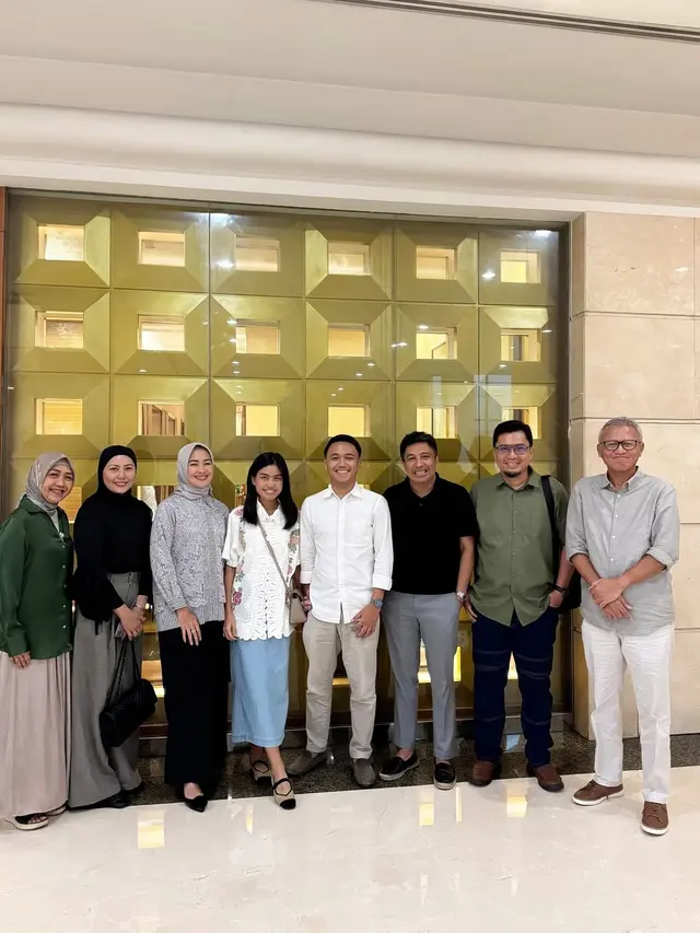 Namira Adjani dan Alya Rohali