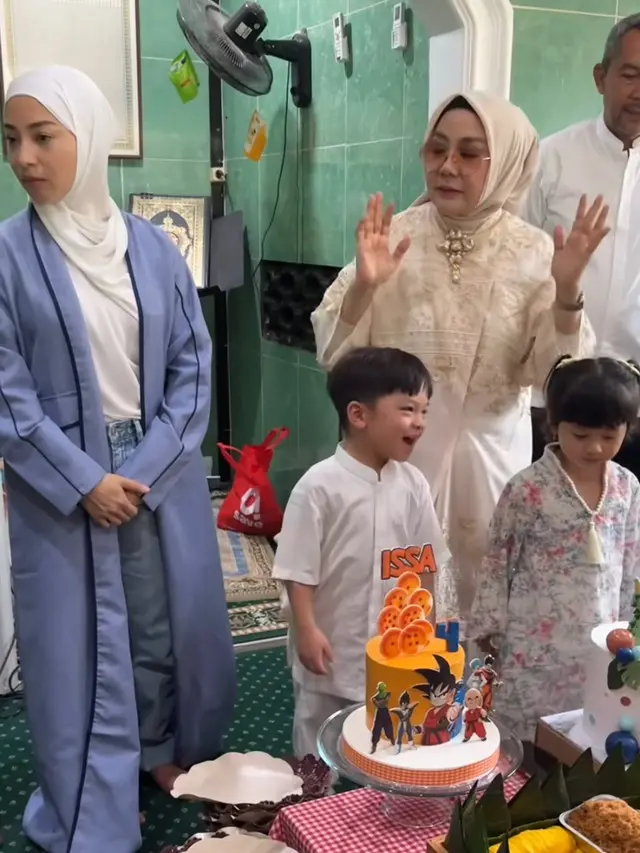 Nikita Willy Rayakan Ulang Tahun Issa ke-4 di Mushola  [@nikitawillyofficial94]