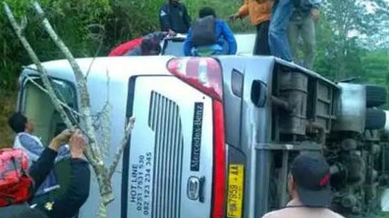 Kecelakaan bus di Tanjakan Emen 2018 lalu