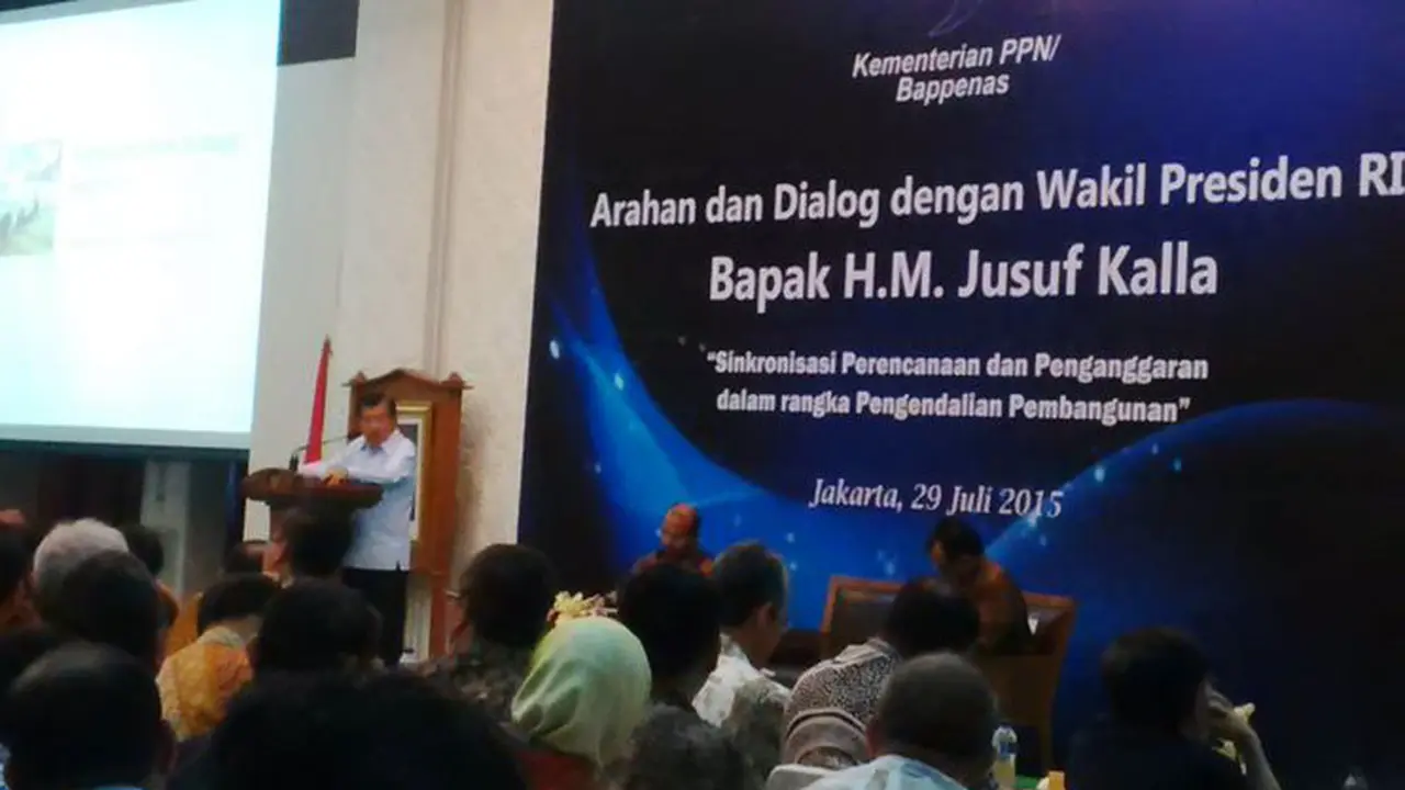  Arahan dan Dialog dengan Wakil Presiden  Sinkronisasi Perencanaan dan Penganggaran Dalam Rangka Pengendalian Pembangunan di kantor Bappenas, Jakarta, Rabu (29/7/2015). 