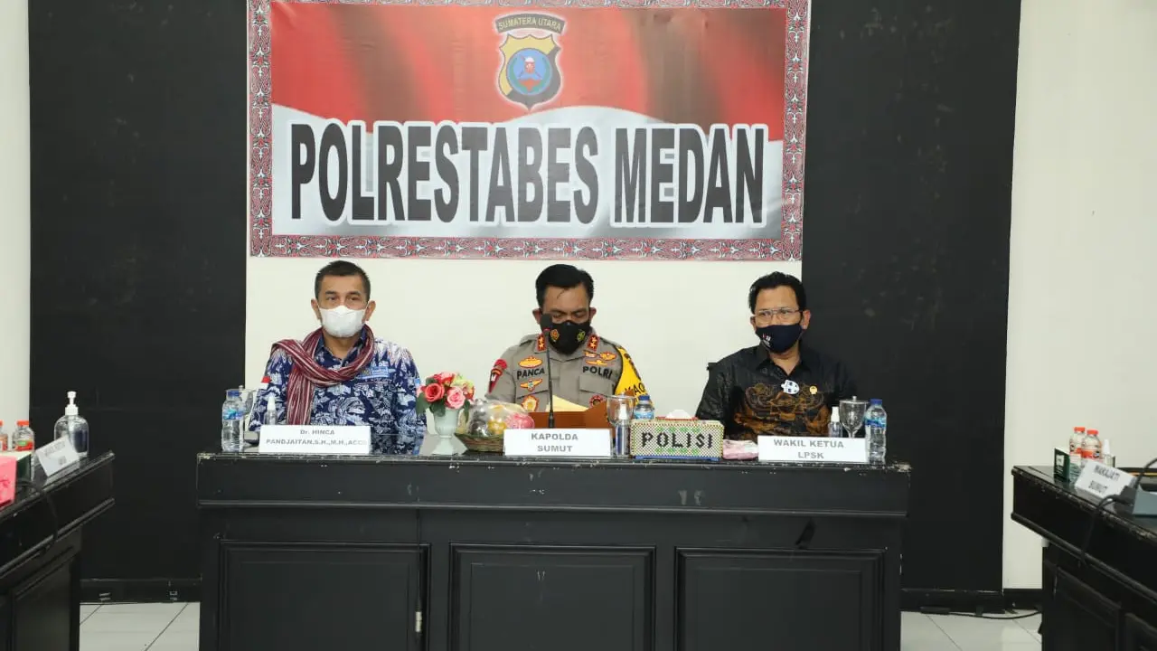 Serahkan bantuan